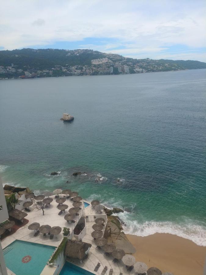 Suite En Torres Gemelas A Pie De Playa 611 Acapulco Exterior photo